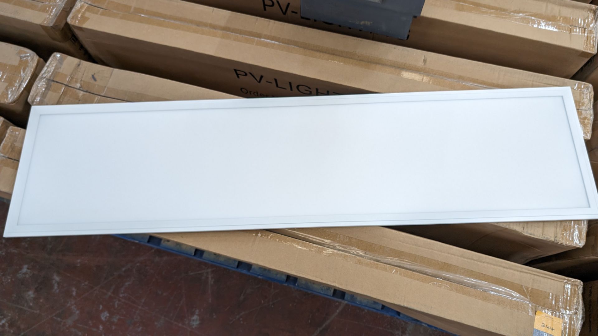 20 off Elegance Premium Eco 1195mm x 295mm LED lighting panels. 4000k. 32/36w input power. 36w dr - Image 3 of 7