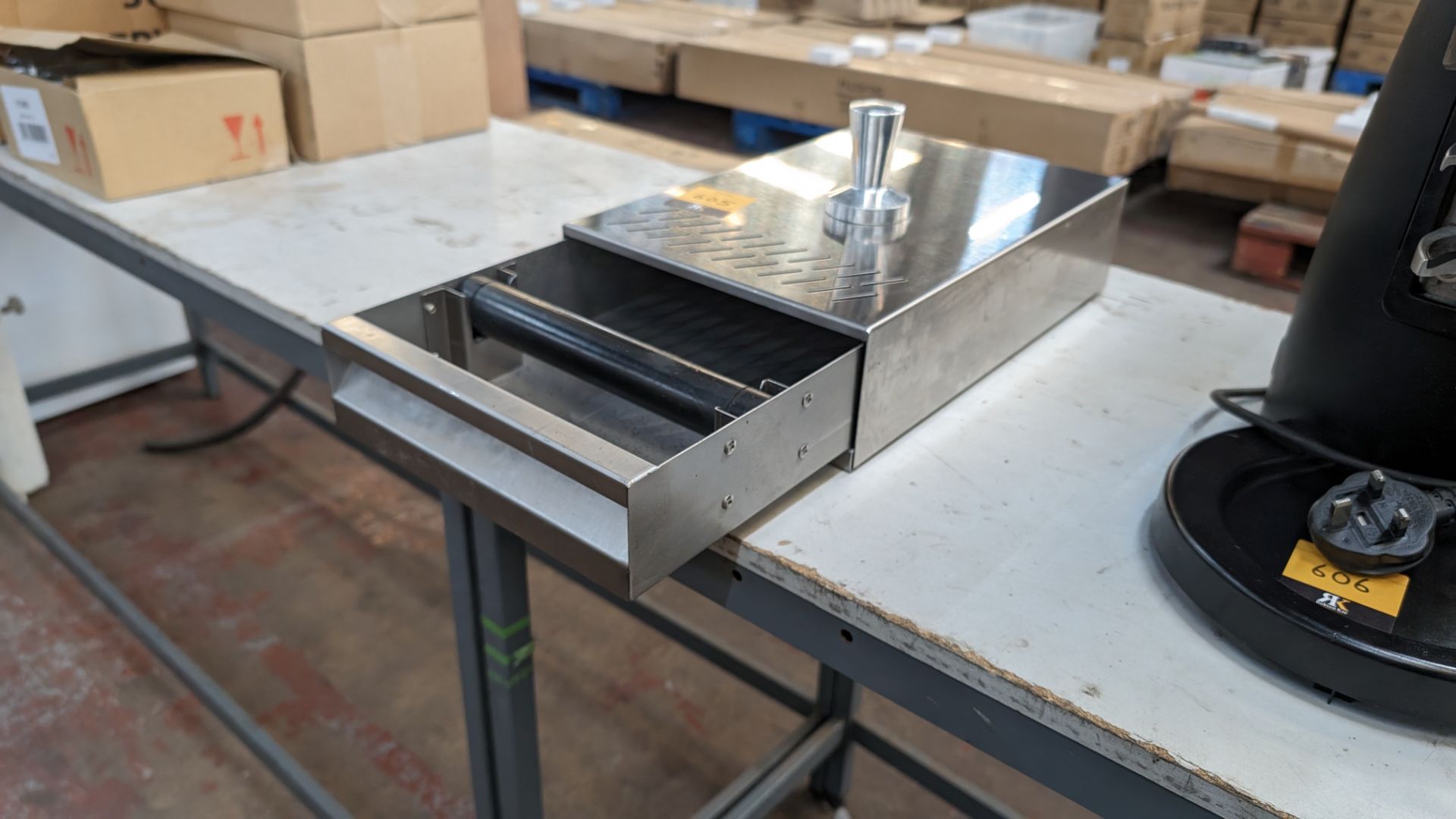 Stainless steel knock box drawer plus tamper - Image 5 of 5