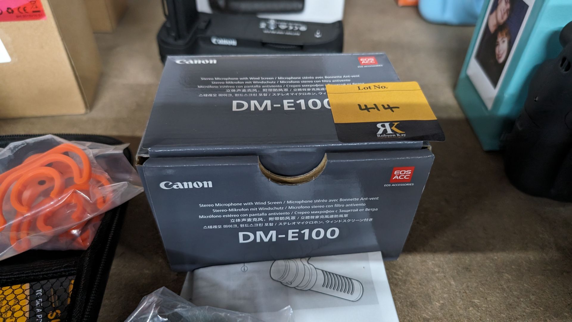 Canon model DM-E100 stereo microphone with wind screen - Image 11 of 14