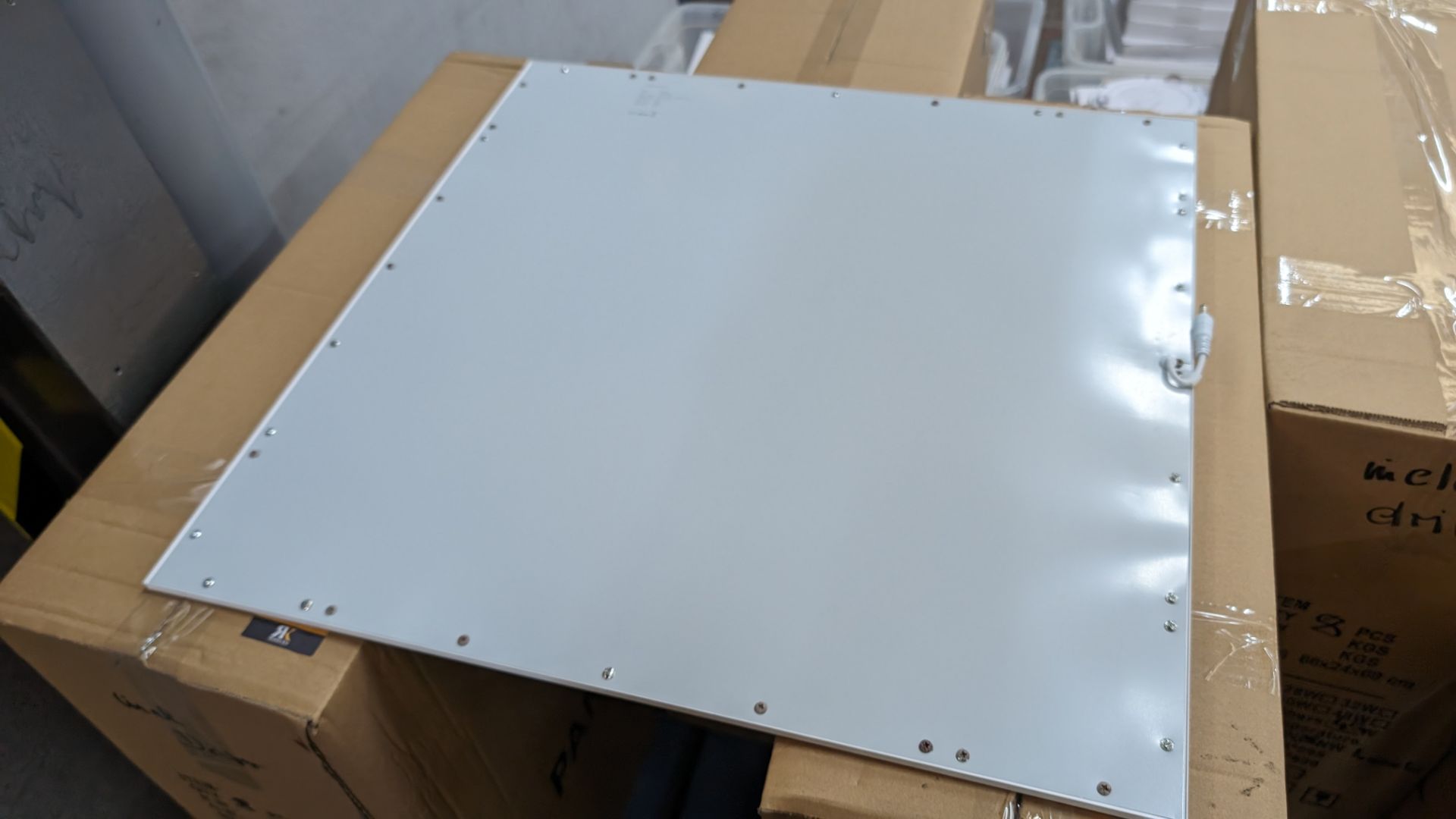 24 off 595mm x 595mm 4000k 45w LED lighting panel, each including driver. This lot comprises 3 cart - Image 4 of 5