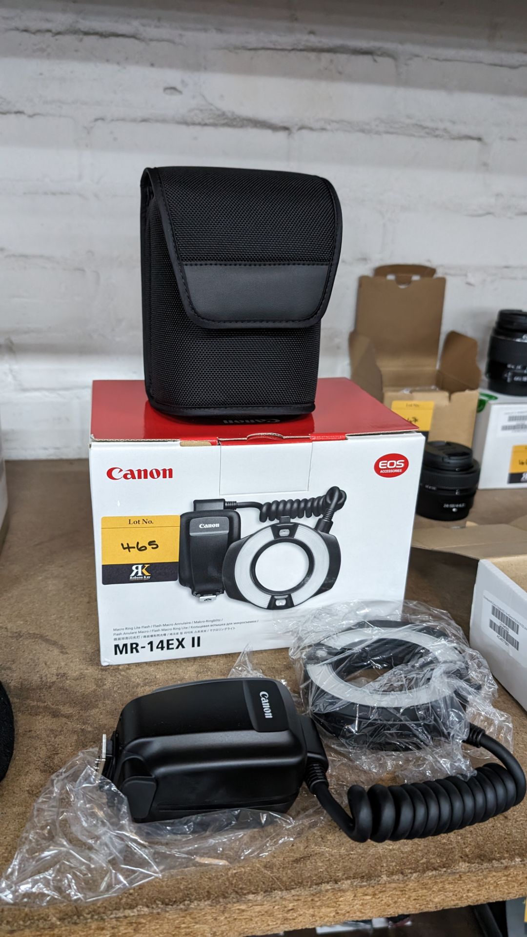 Canon MR-14EX II macro ring light flash. Includes soft carry case