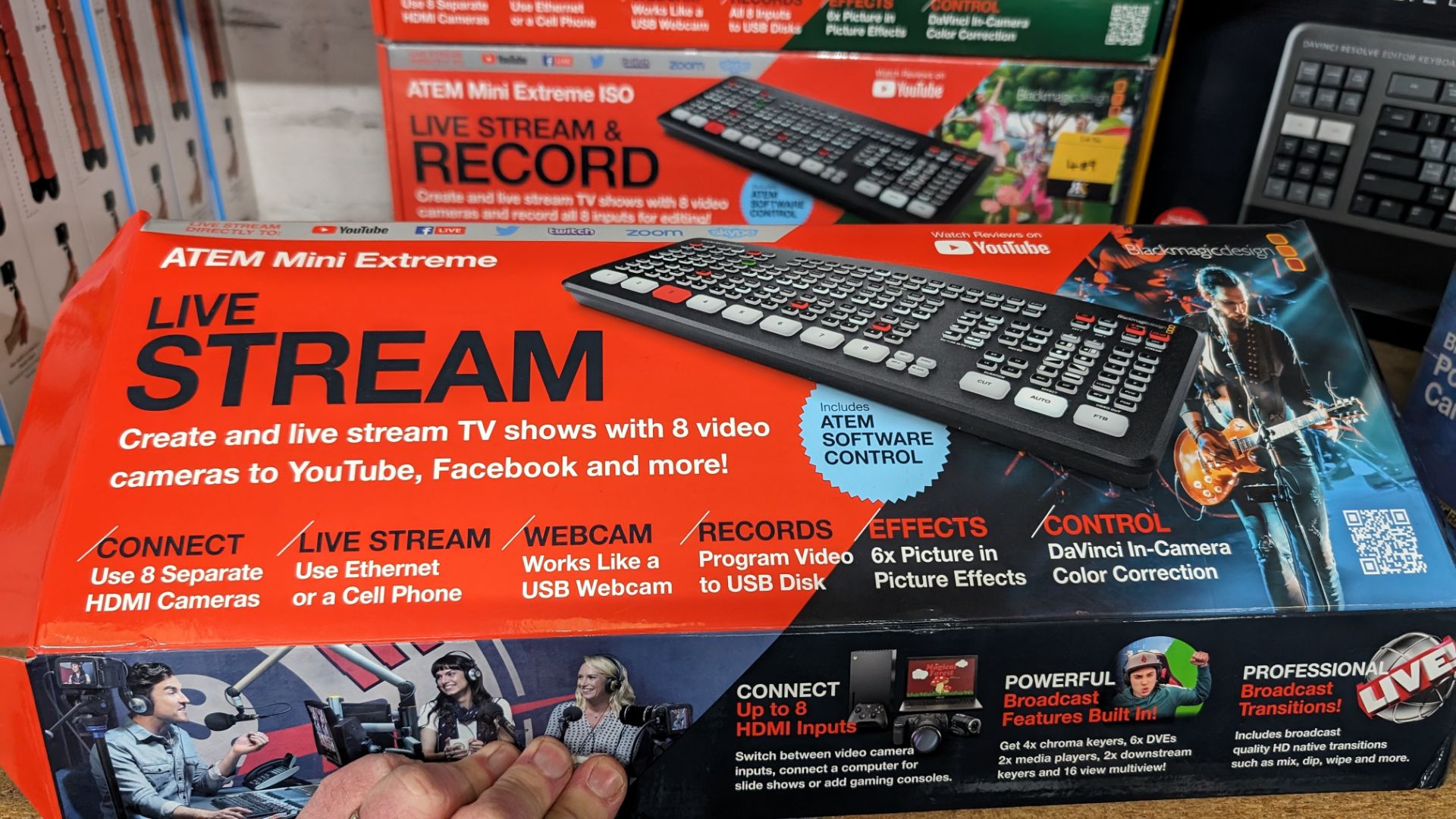 Blackmagic Design ATEM Mini Extreme live stream and record editing keyboard - Image 3 of 5