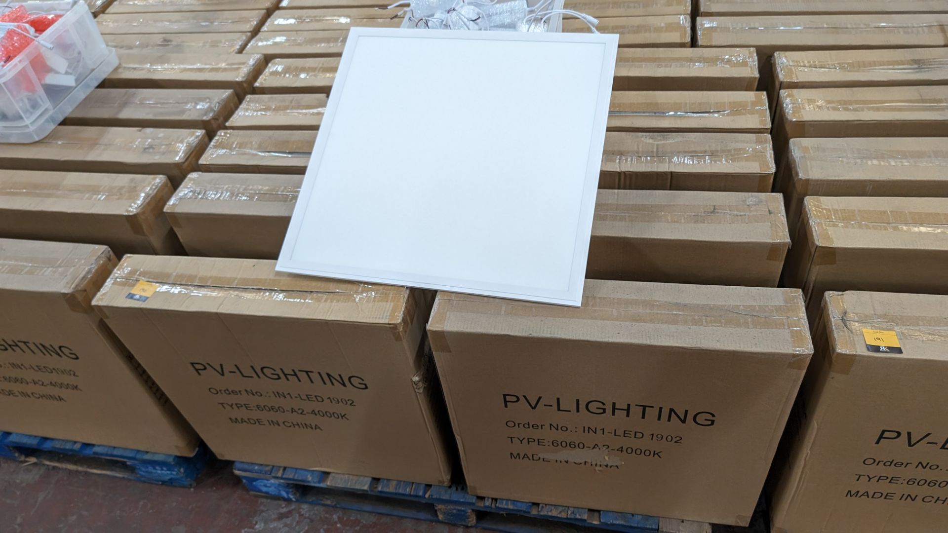 40 off Elegance Premium Eco 595mm x 595mm LED lighting panels. 4000k. 28/36w input power. 36w dri - Image 3 of 14