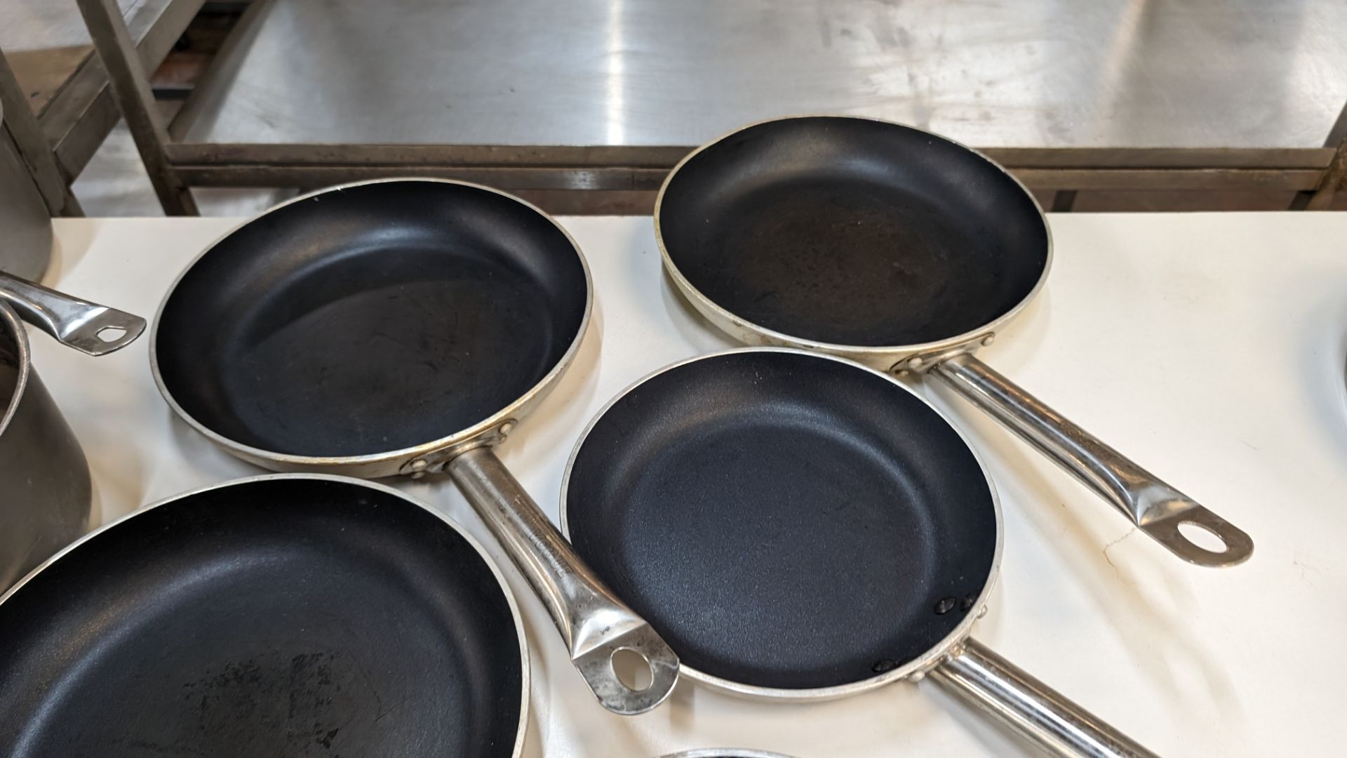8 assorted saute pans and similar - Image 6 of 8