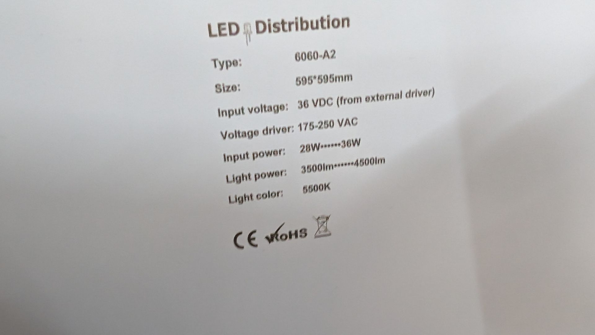 24 off Elegance Premium E 595mm x 595mm LED lighting panels. 5500k. 28/36w input power. 36w driv - Bild 11 aus 16