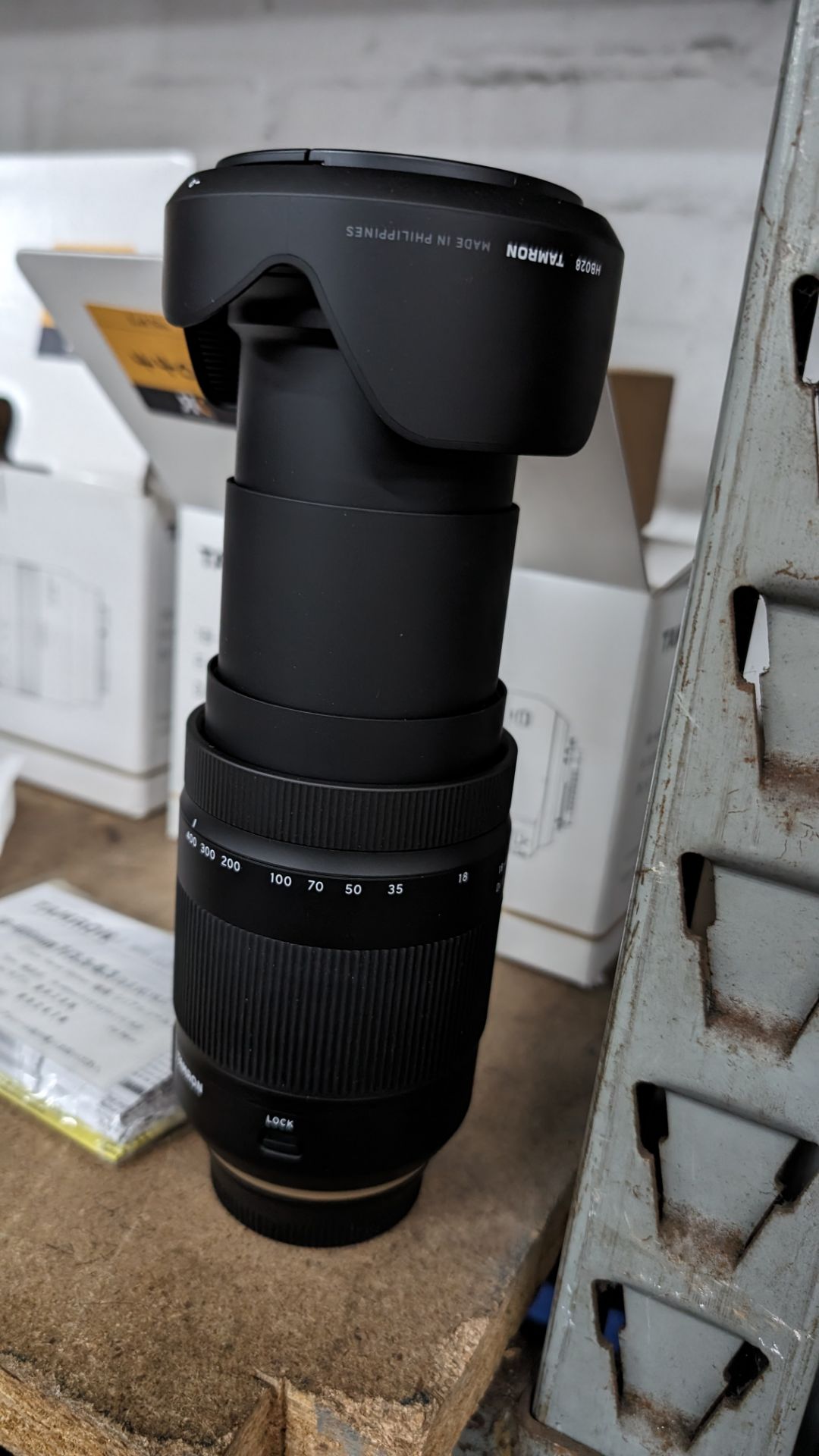 Tamron 18-400mm lens, f/3.5-6.3, Di II VC HLD. Filter size 72mm. For Nikon - Bild 5 aus 7