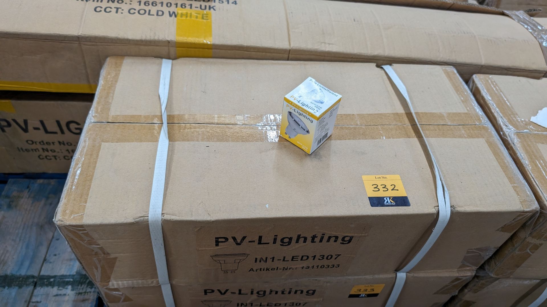 100 off GU10 LED bulbs, 4.8w, 300 lumens, warm white, 220-240v, 25000 hours - 1 carton - Bild 2 aus 4
