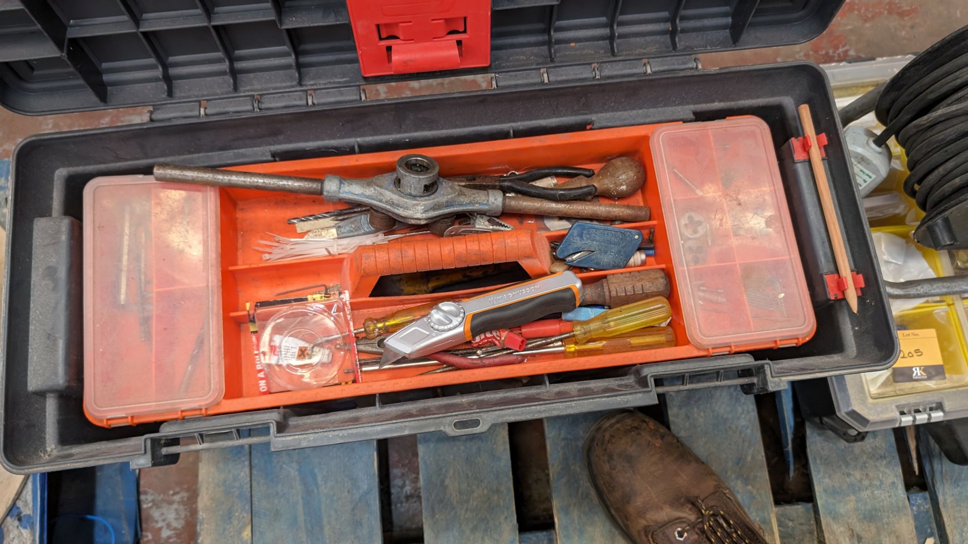 Quantity of tools & fixings comprising Stanley Fatmax case & contents, rectangular tool box & conten - Image 6 of 9
