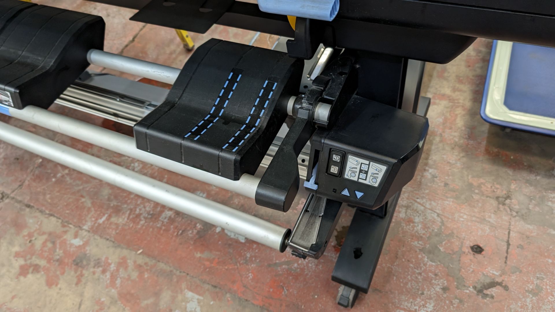 HP DesignJet L26500 wide format printer with latex inks and motorised roller, 61" capacity - Bild 7 aus 18