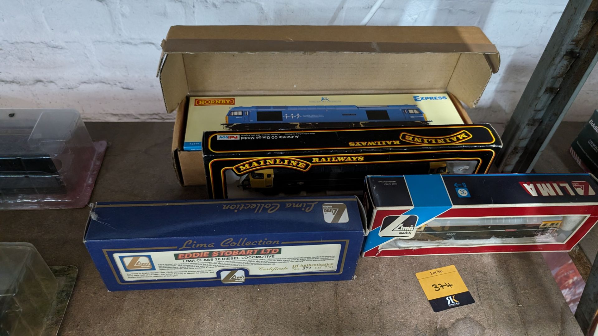 4 assorted 00 model trains by Lima, Hornby & Palitoy