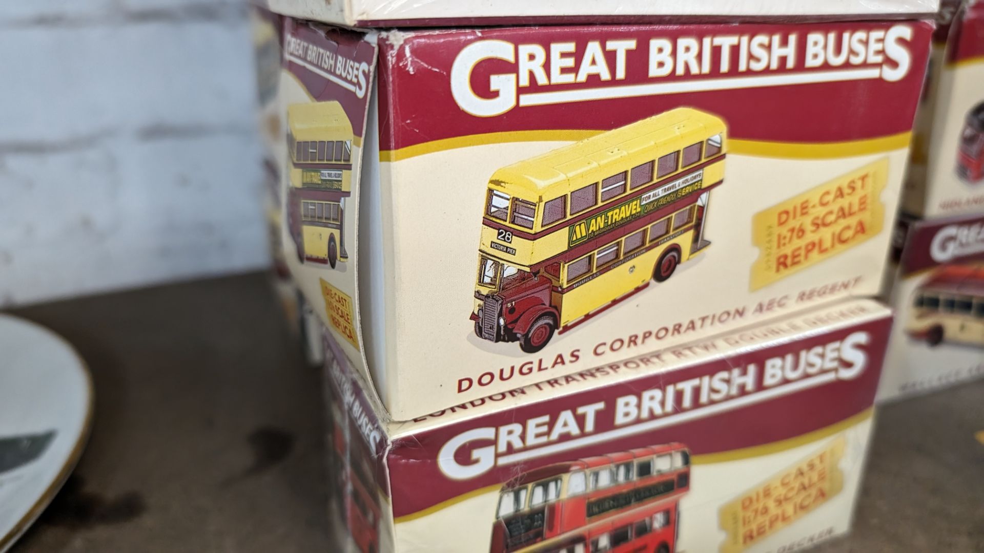 6 assorted Great British Buses die-cast replica buses, 1:76 scale - Image 9 of 11