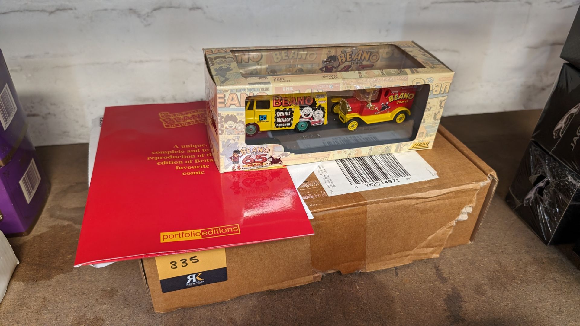 Beano 65th anniversary gift set including reproduction of the first edition of the comic plus 2 mode