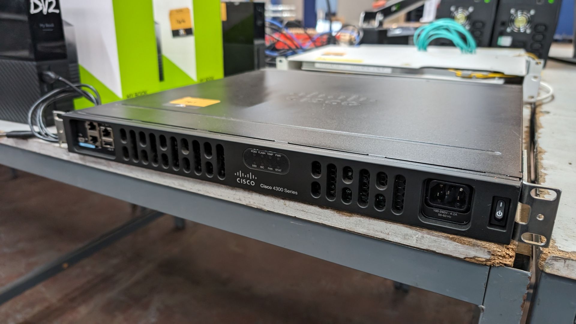 Cisco rack mountable router model ISR4331 - Image 3 of 7