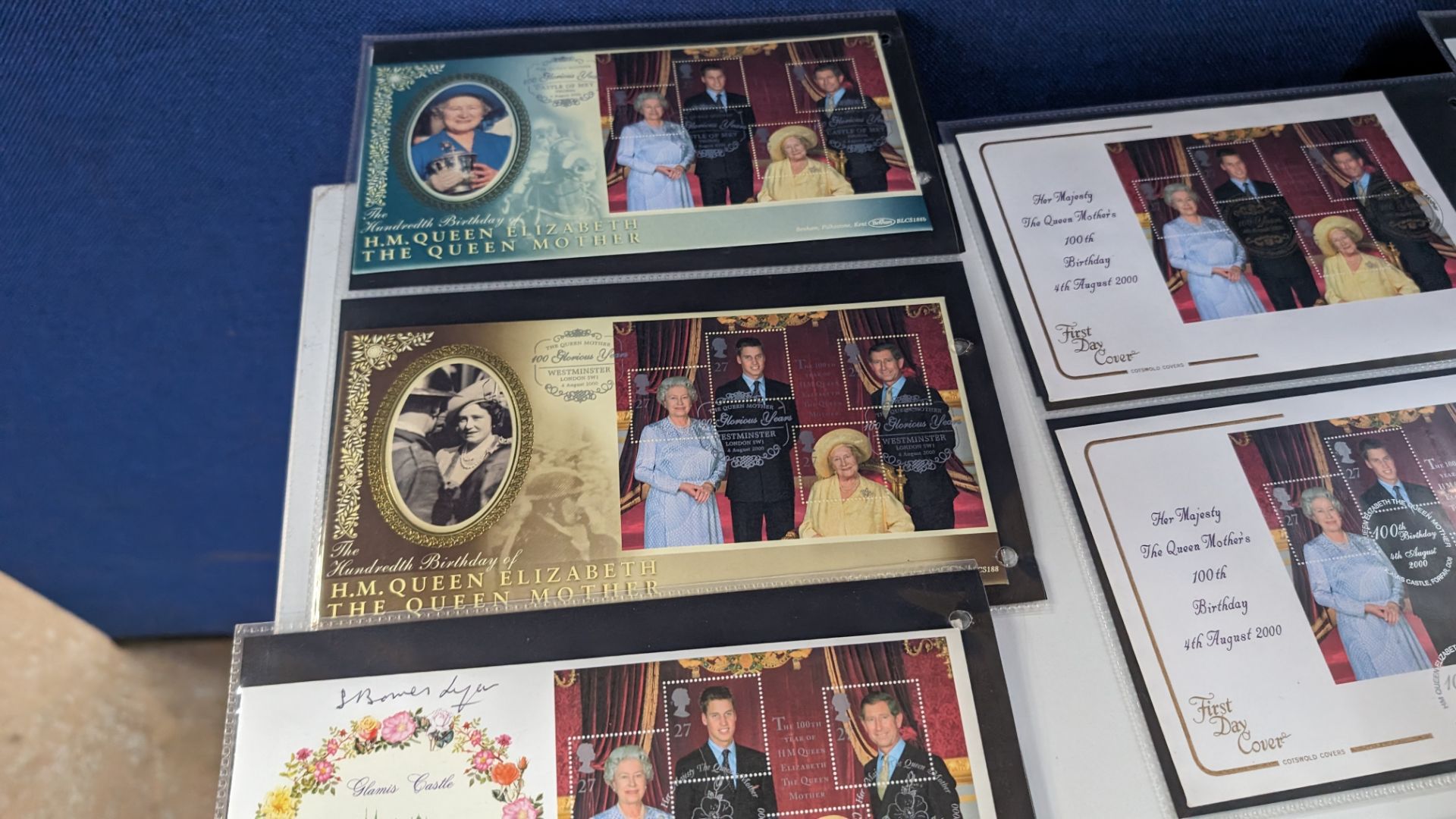 Stamp/first day cover album comprising approximately 73 assorted royal first day cover sets & simila - Image 29 of 43