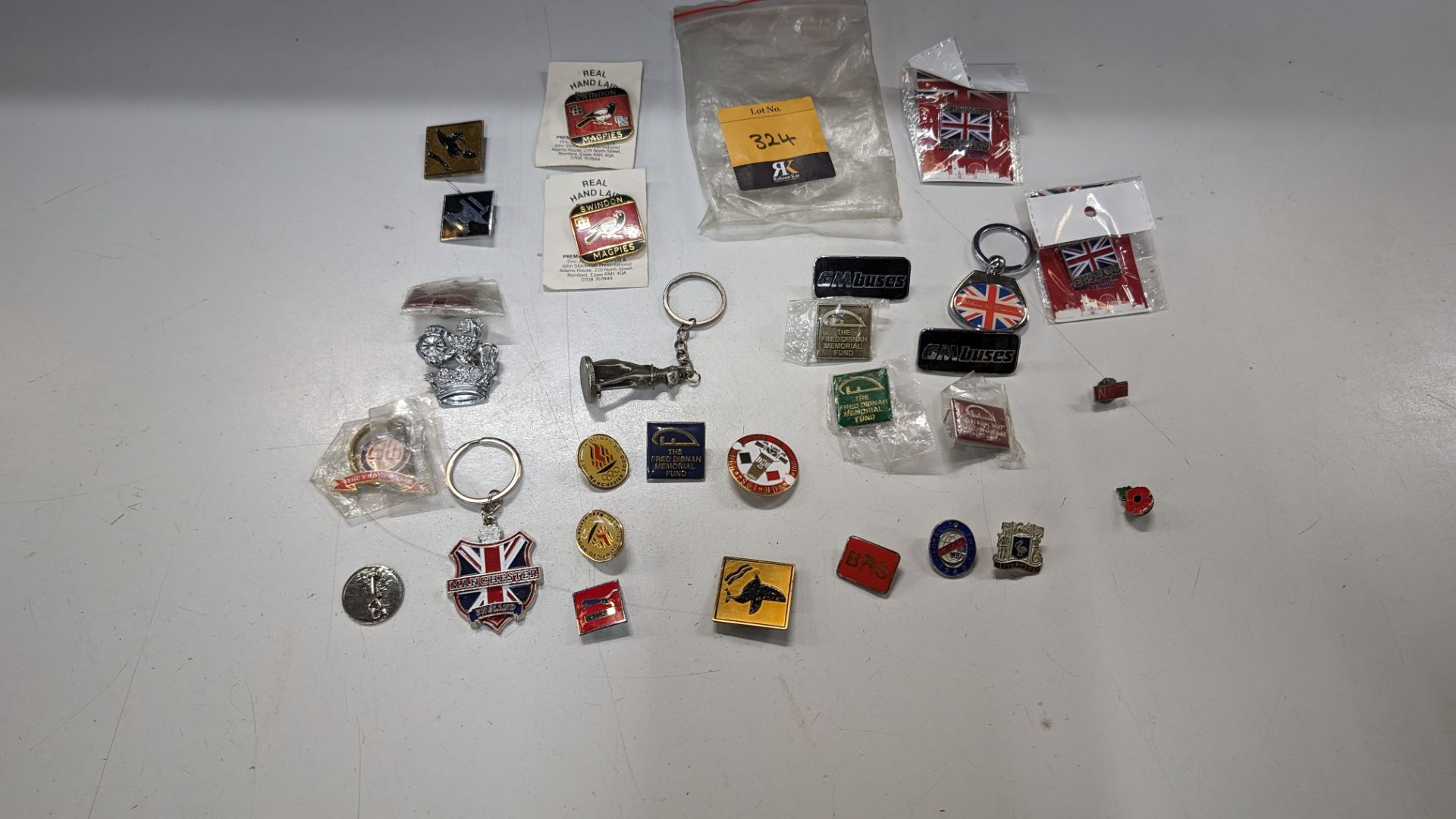 Quantity of assorted transport & other metal badges