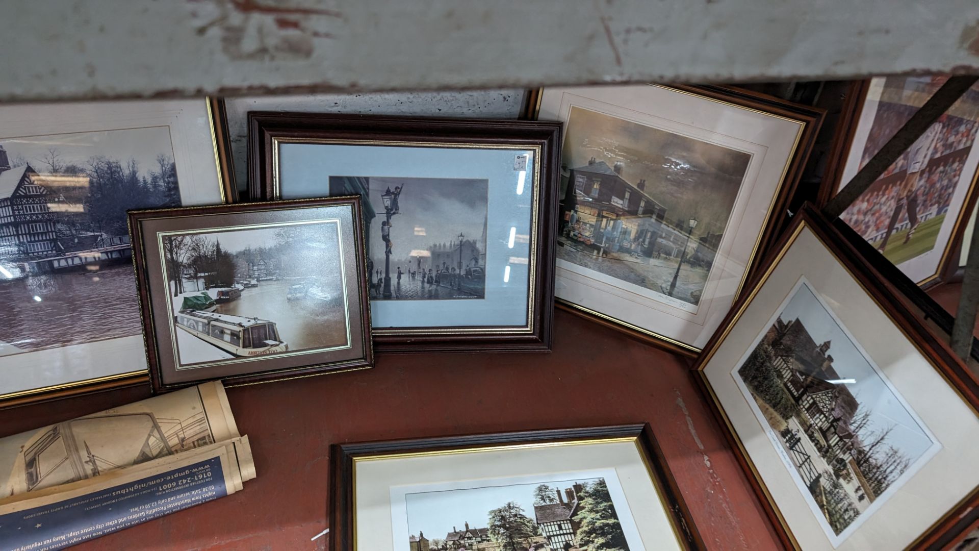 The contents of a bay of scenic photographs & other items - 10 framed items plus quantity of assorte - Image 10 of 12