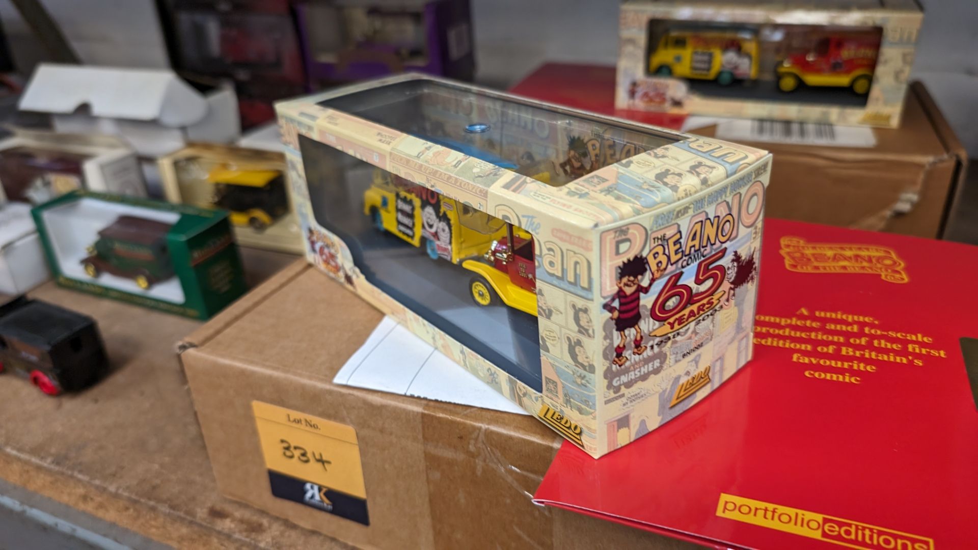 Beano 65th anniversary gift set including reproduction of the first edition of the comic plus 2 mode - Image 9 of 9
