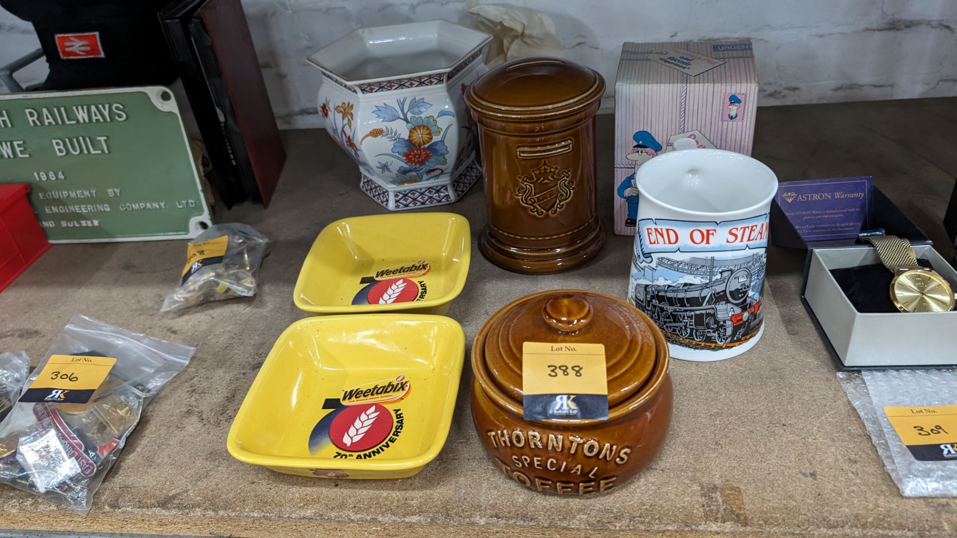 Mixed ceramic/pottery lot comprising bowls, tankards & more, relating to Thorntons, Weetabix, Postma