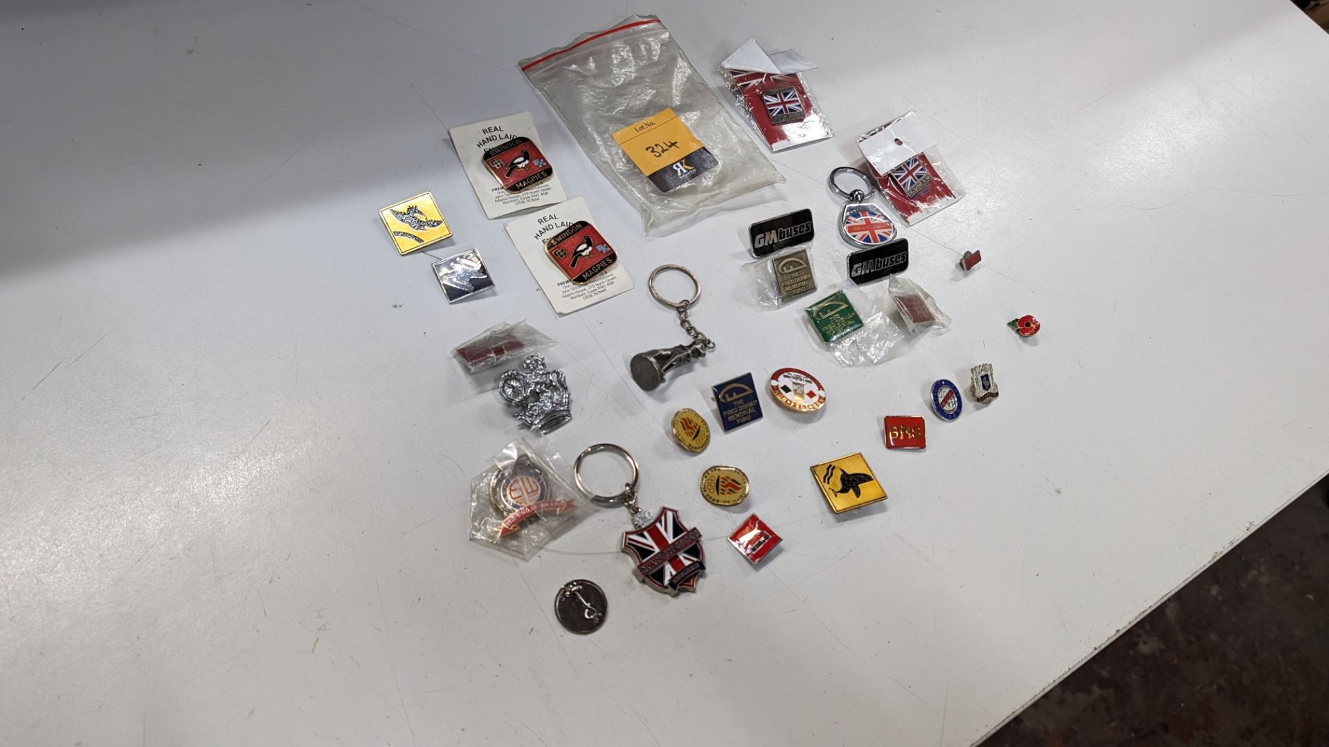 Quantity of assorted transport & other metal badges - Bild 11 aus 12
