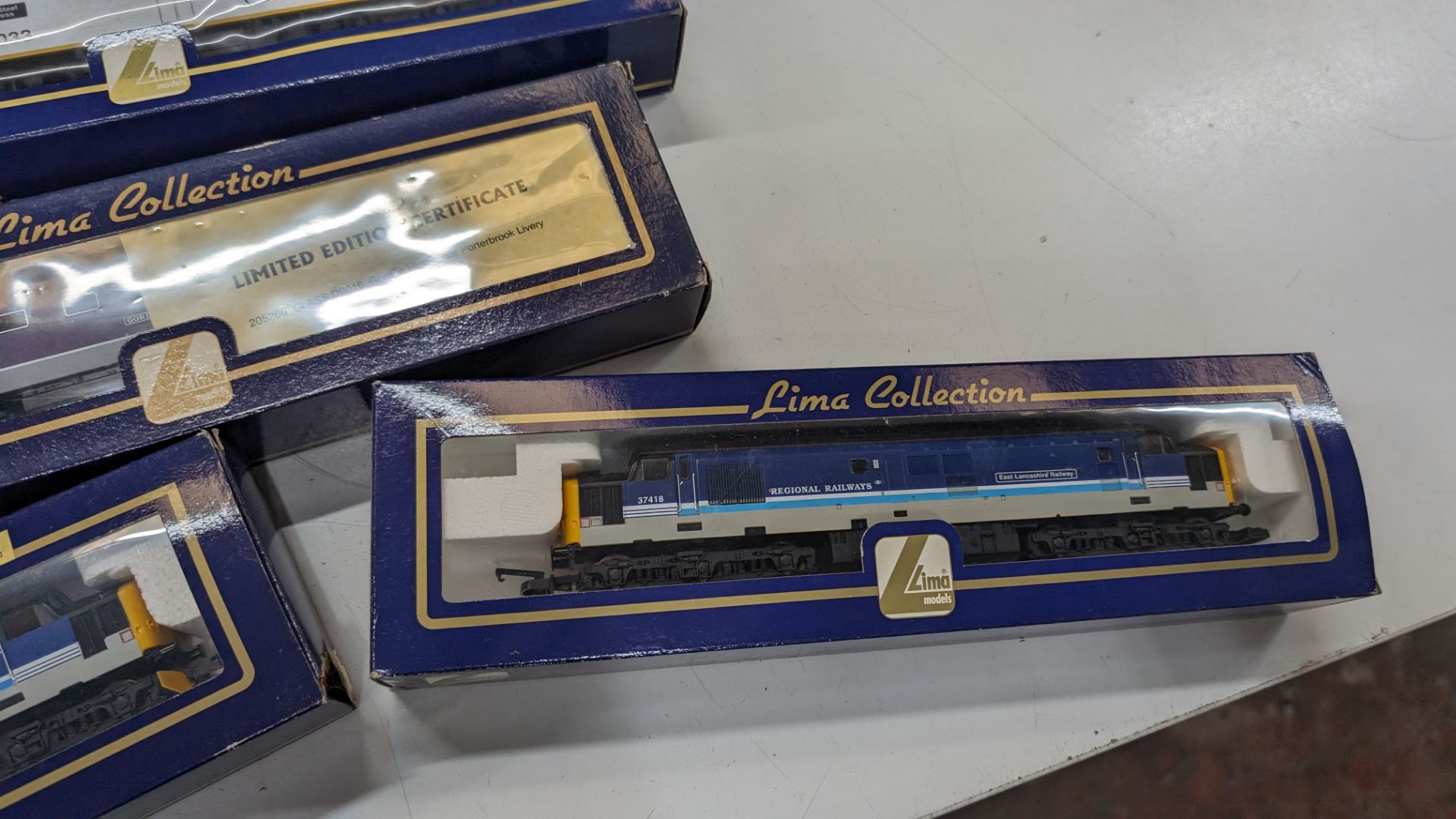 5 off Lima Collection 00 assorted model trains - Bild 5 aus 10