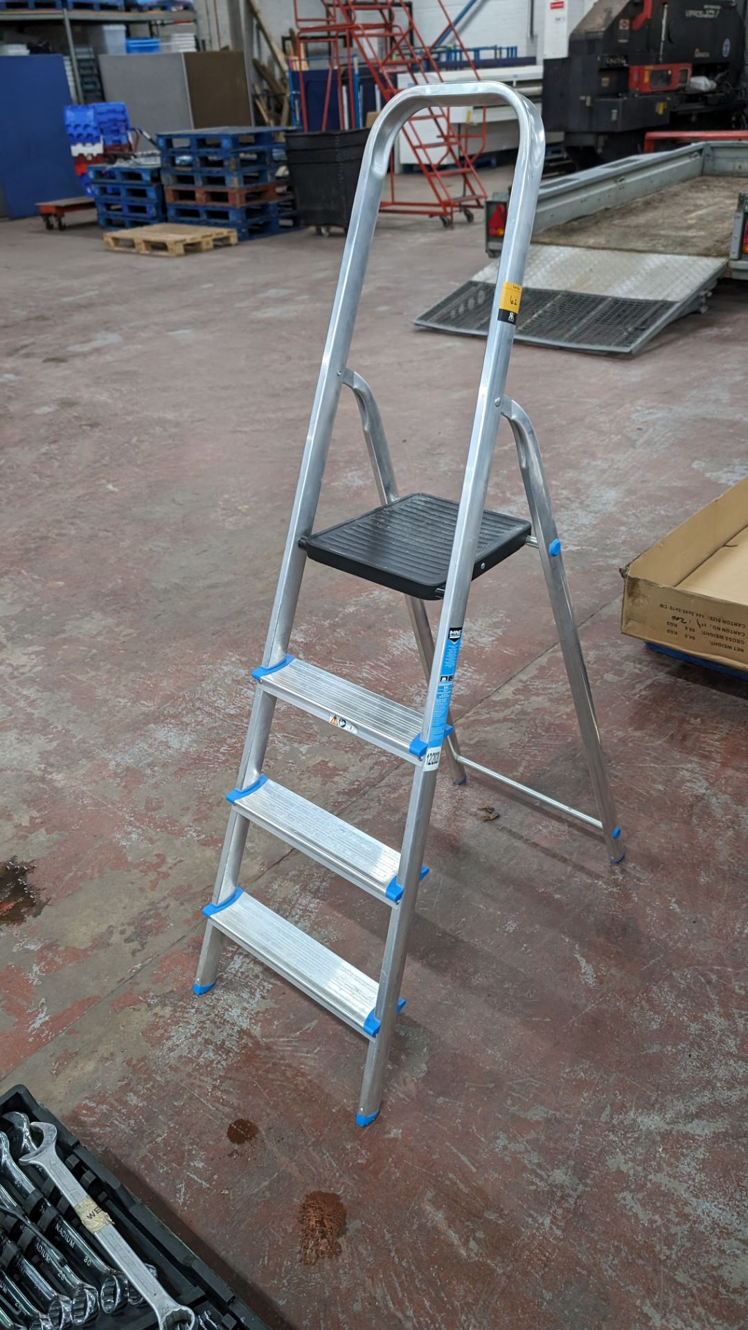 MAC Allister 4 tread aluminium stepladder