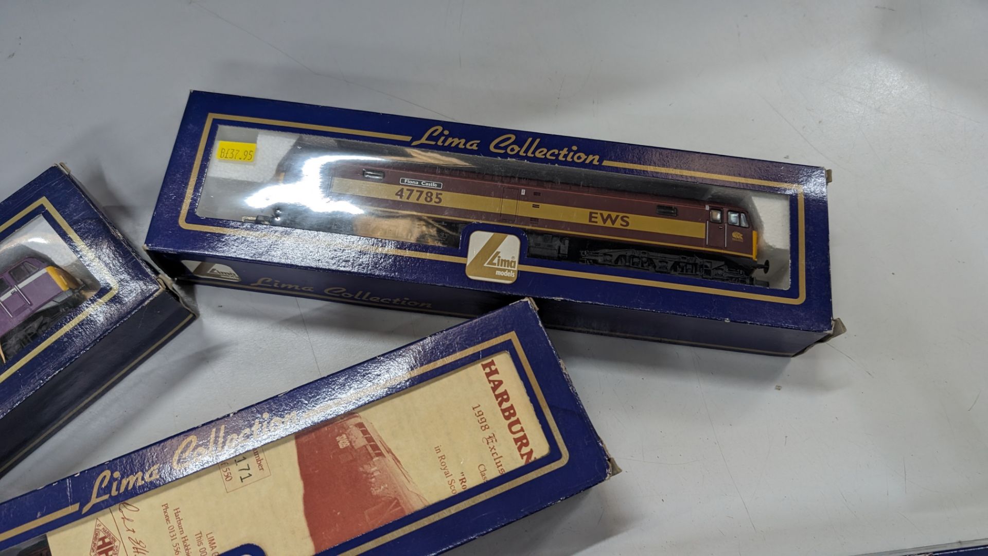 5 off Lima Collection 00 assorted model trains - Image 4 of 11