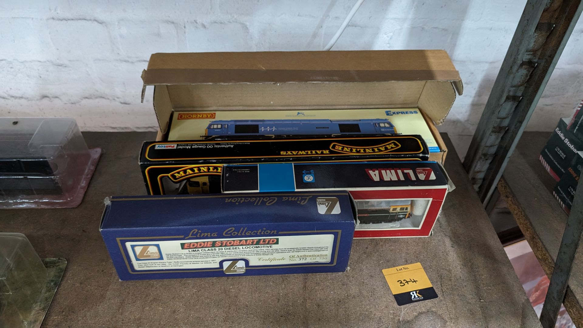 4 assorted 00 model trains by Lima, Hornby & Palitoy - Image 3 of 12