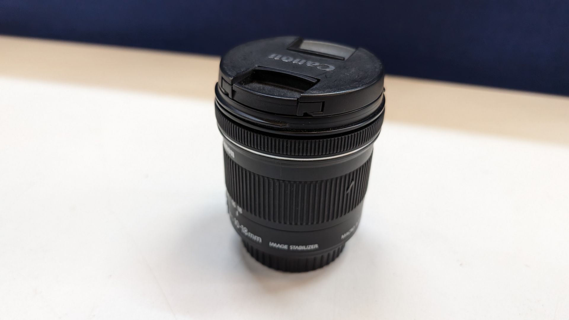Canon EFS 10-18mm lens - Image 4 of 13