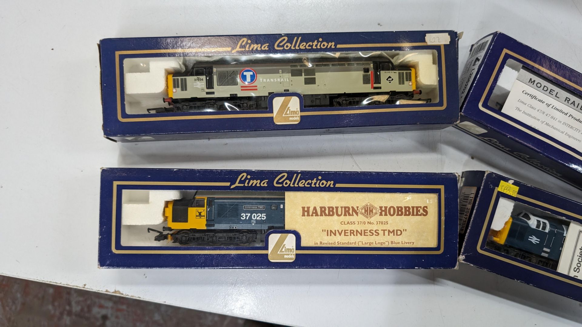 4 off Lima Collection 00 assorted model trains - Image 2 of 8