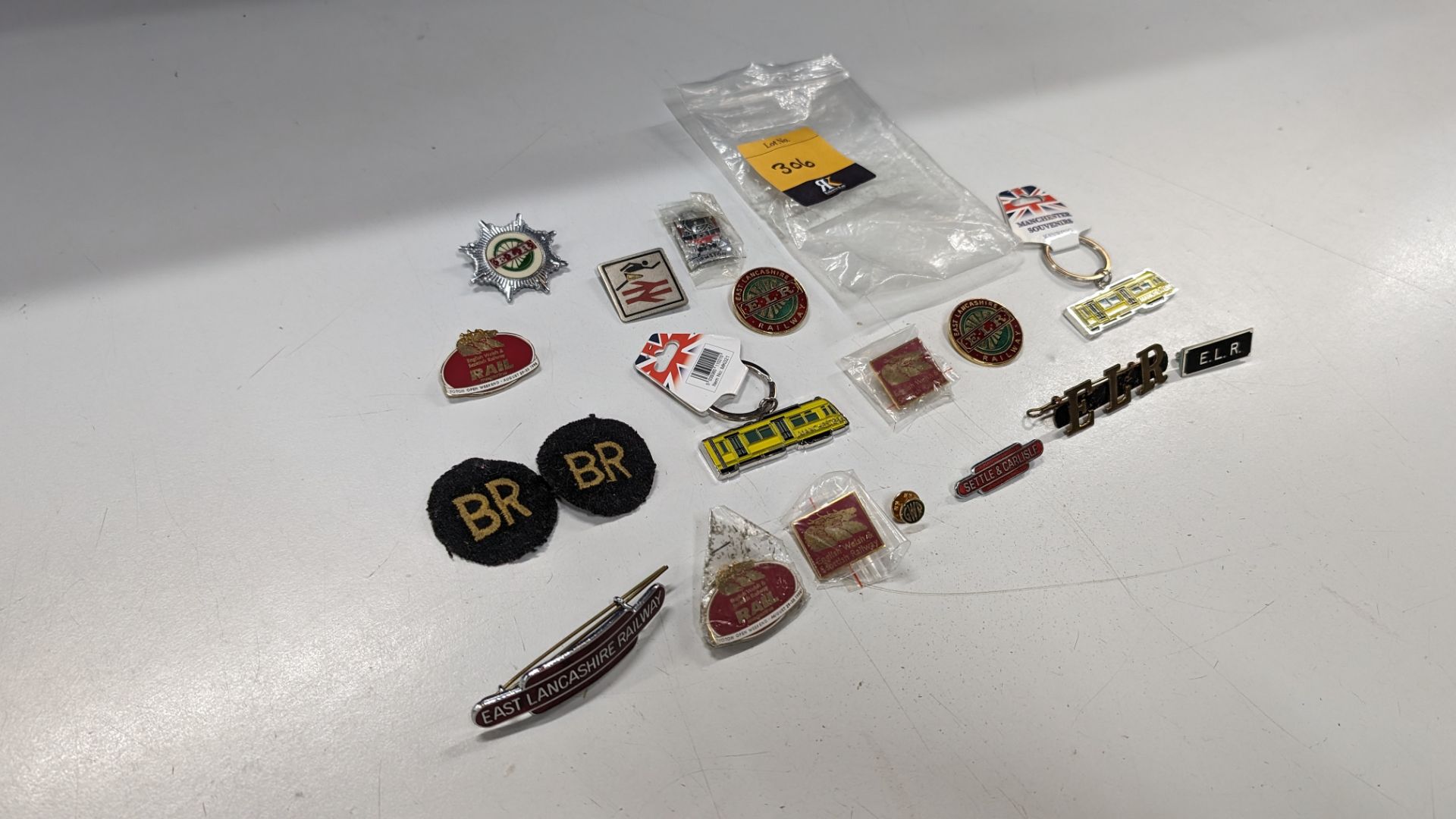 Quantity of railway related badges - Bild 11 aus 11