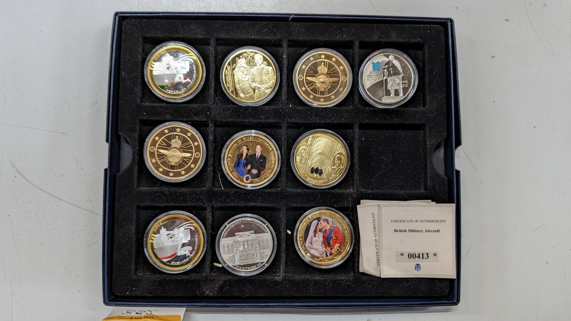 10 assorted limited edition decorative coins including presentation box - Image 9 of 13