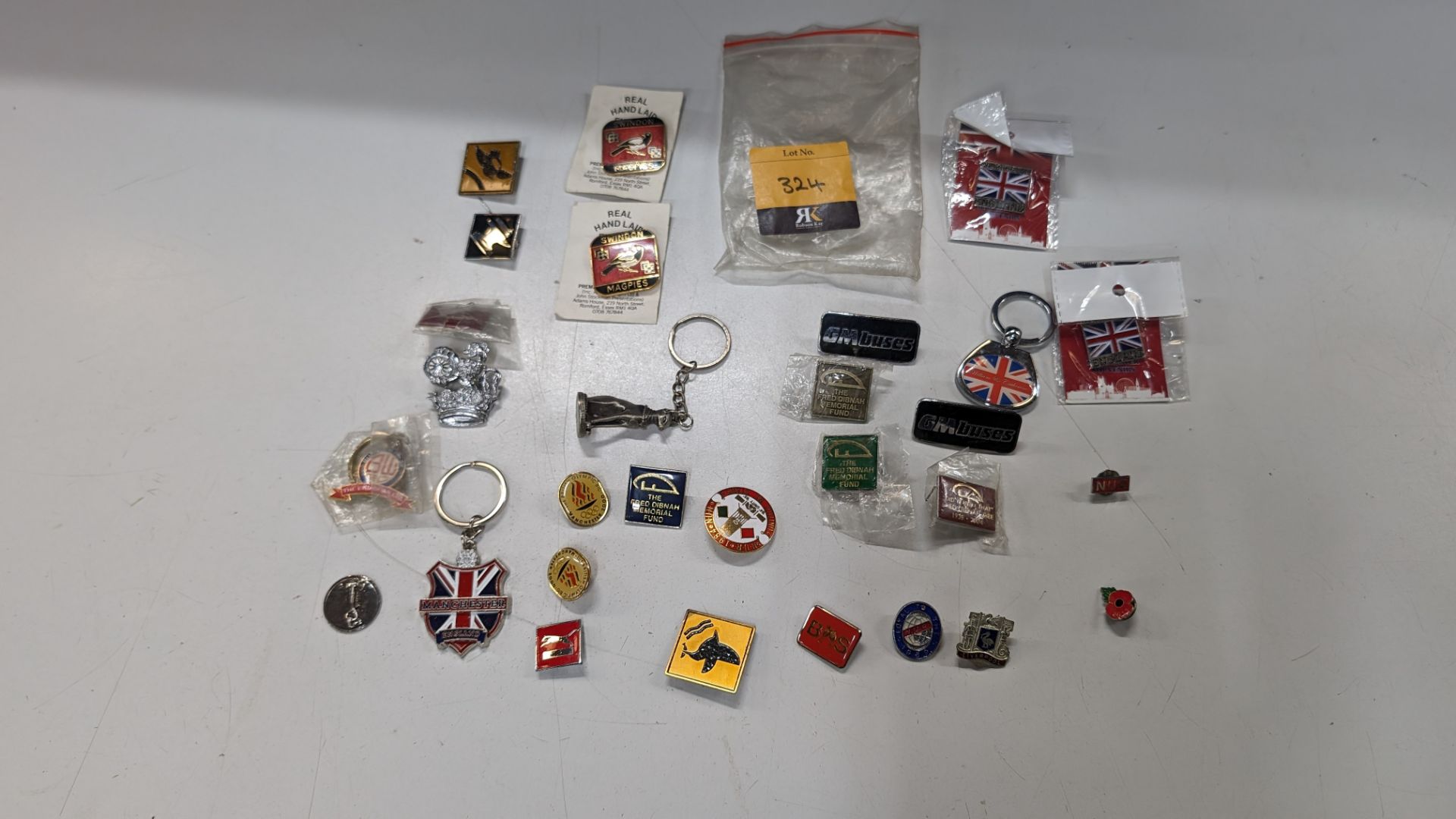 Quantity of assorted transport & other metal badges - Bild 12 aus 12