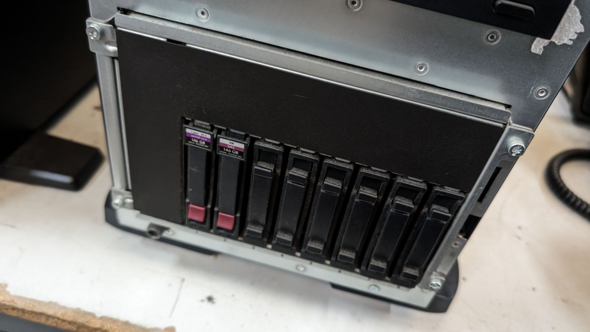 HP server incorporating 2 off hot swap drives, optical drive & HP Storageworks DAT 160 tape drive - Image 7 of 15