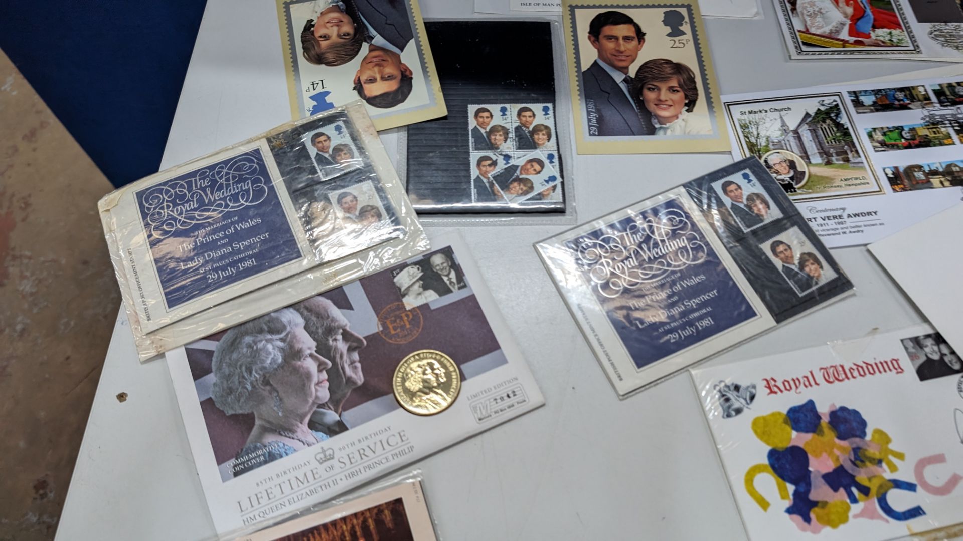 Stack of assorted royal & other commemorative stamps & more - Image 4 of 16