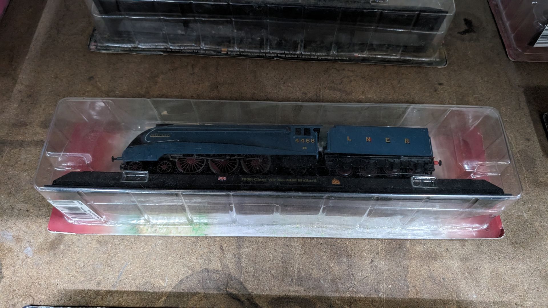 8 assorted large model trains - Image 4 of 9