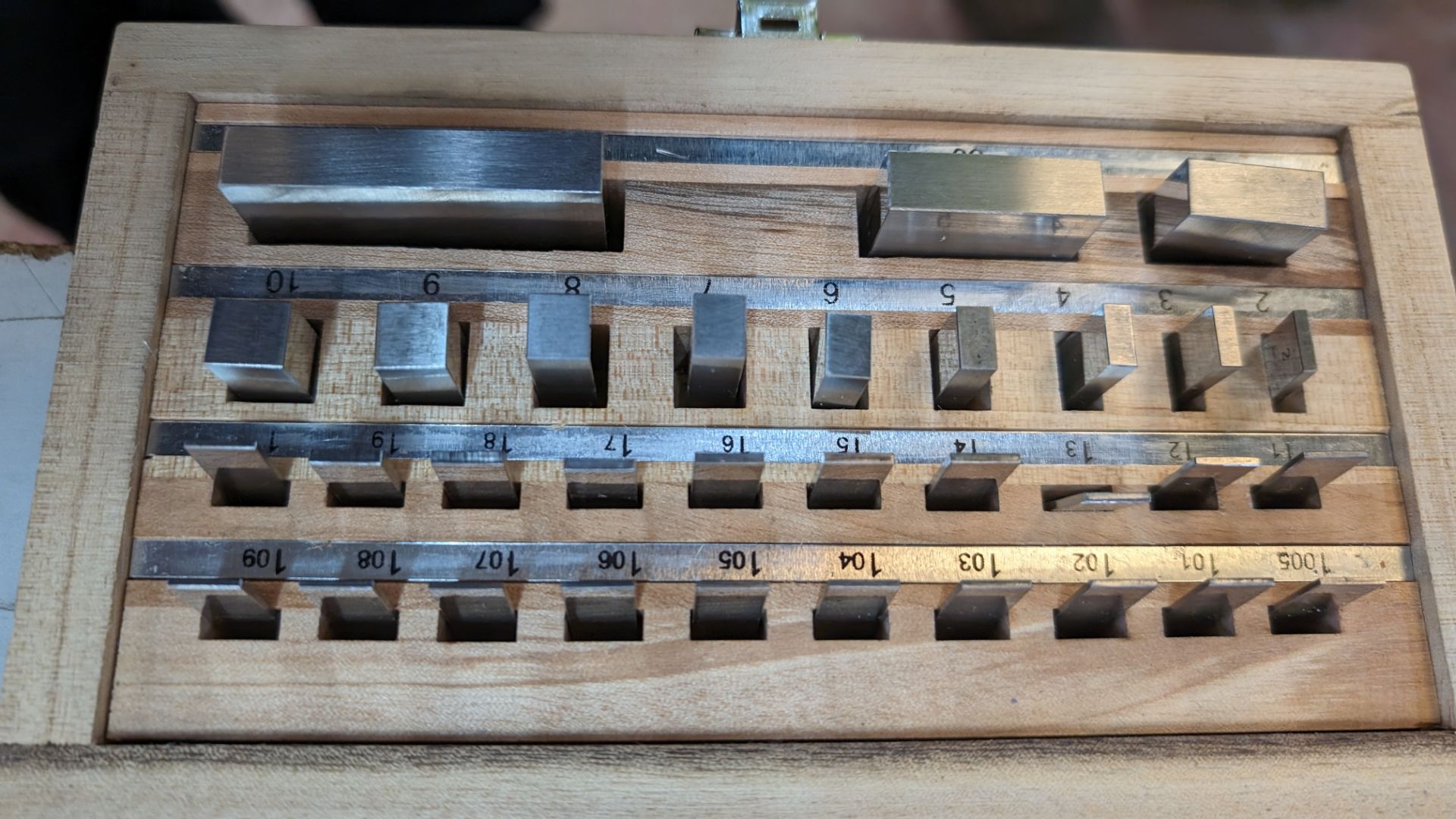 Correct gauge & tool block kit - Image 5 of 11