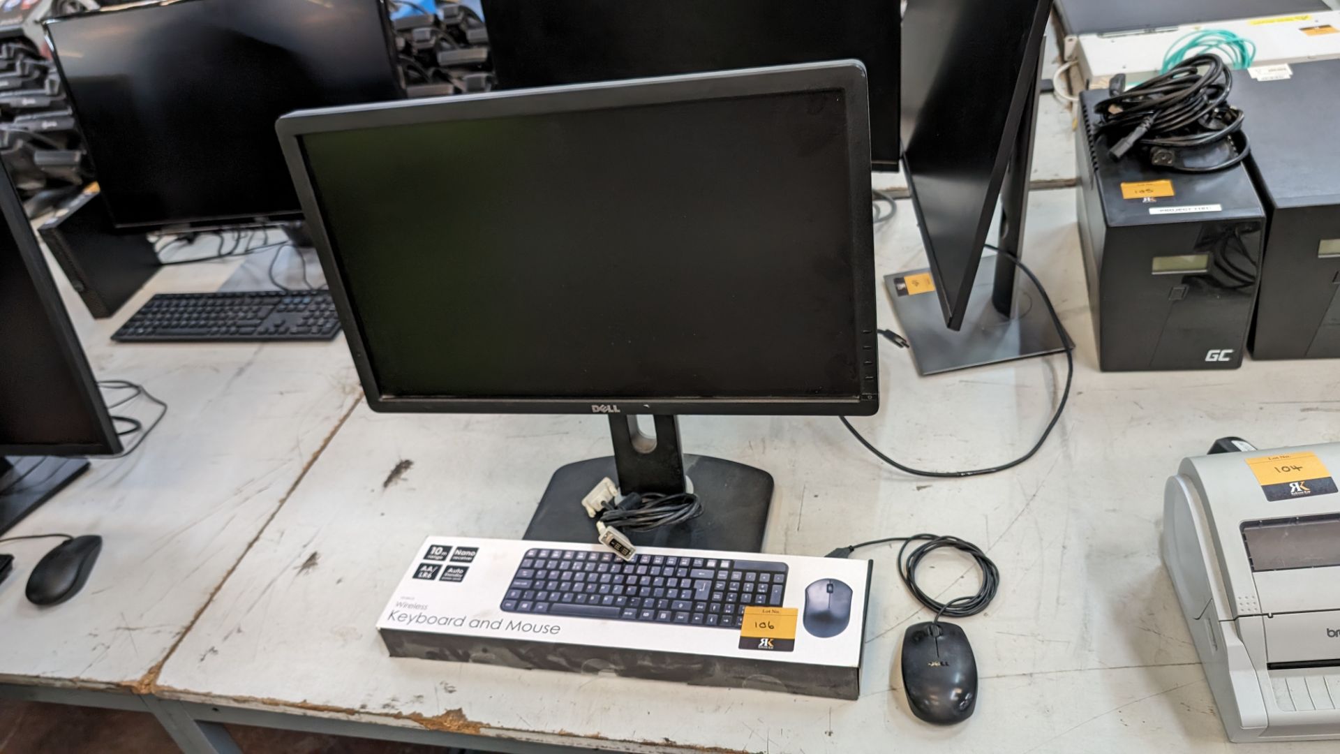 Dell monitor plus wireless keyboard & mouse - Image 2 of 5