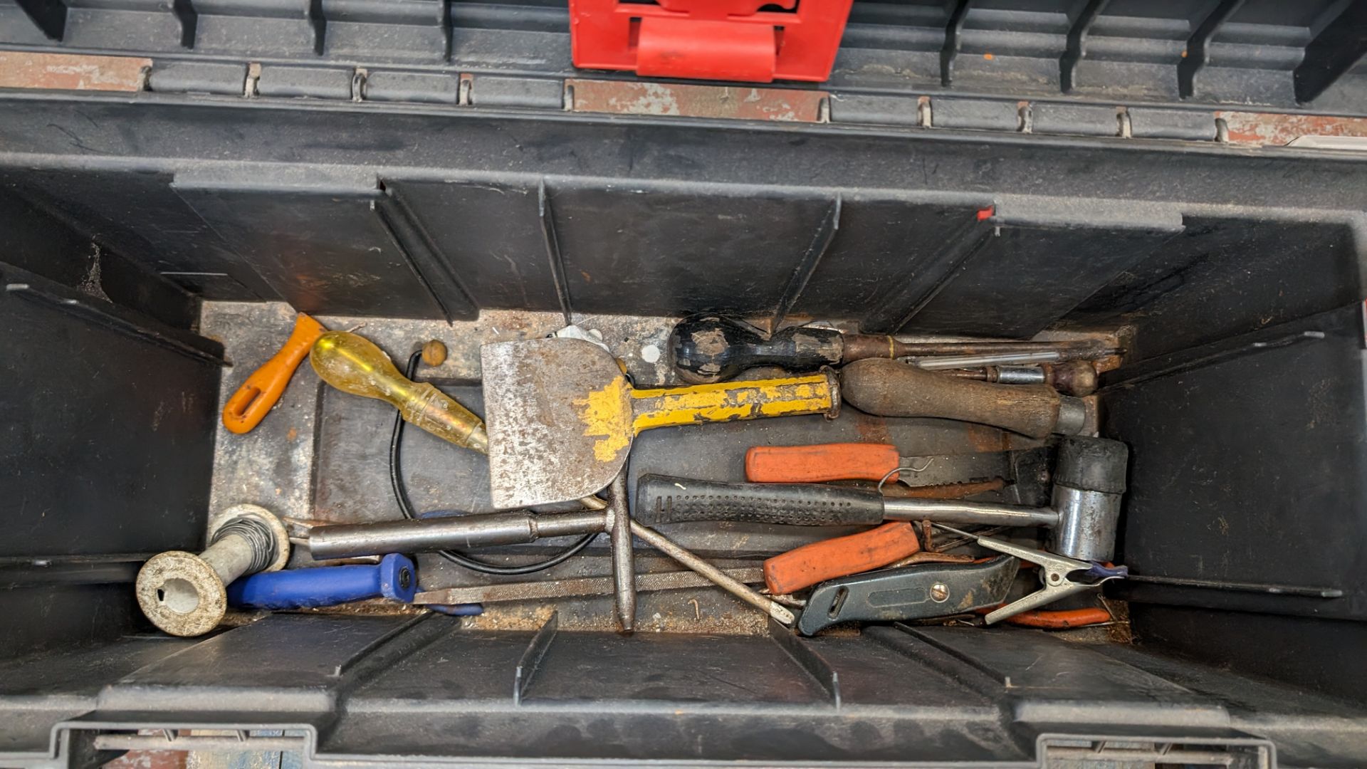 Quantity of tools & fixings comprising Stanley Fatmax case & contents, rectangular tool box & conten - Bild 7 aus 9