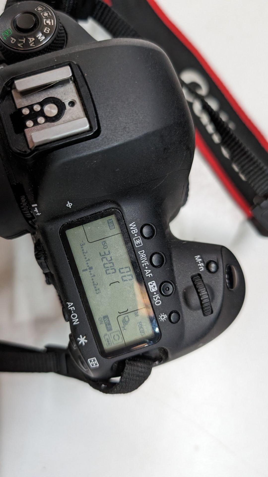 Canon EOS 5D Mark IV SLR camera including strap & battery - Bild 9 aus 16
