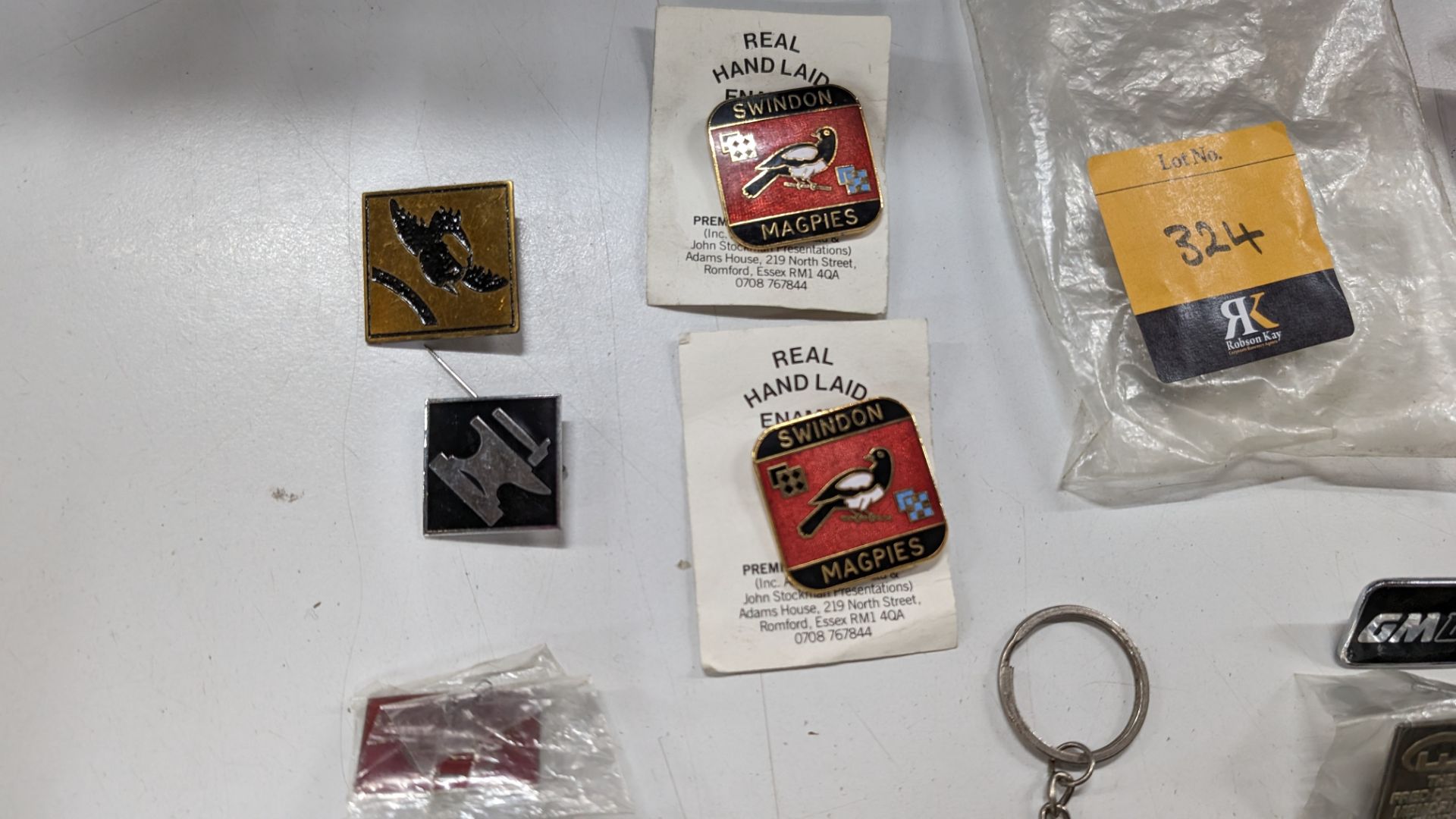 Quantity of assorted transport & other metal badges - Image 9 of 12