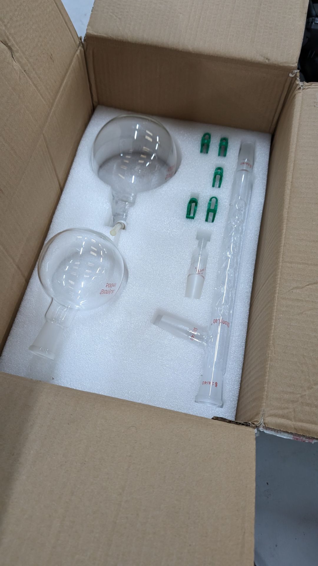 Glass distillation kit - Image 4 of 9