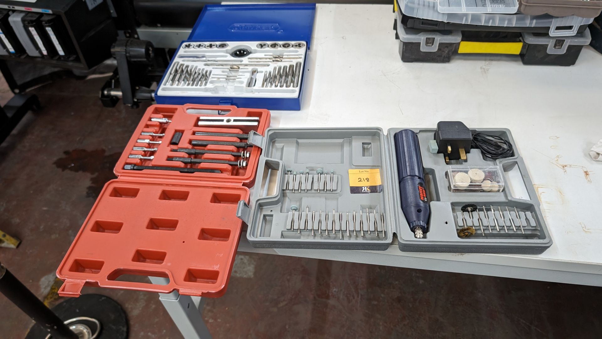 3 assorted boxed tools, consisting of multi-tool abrasive device with wide variety of interchangeabl