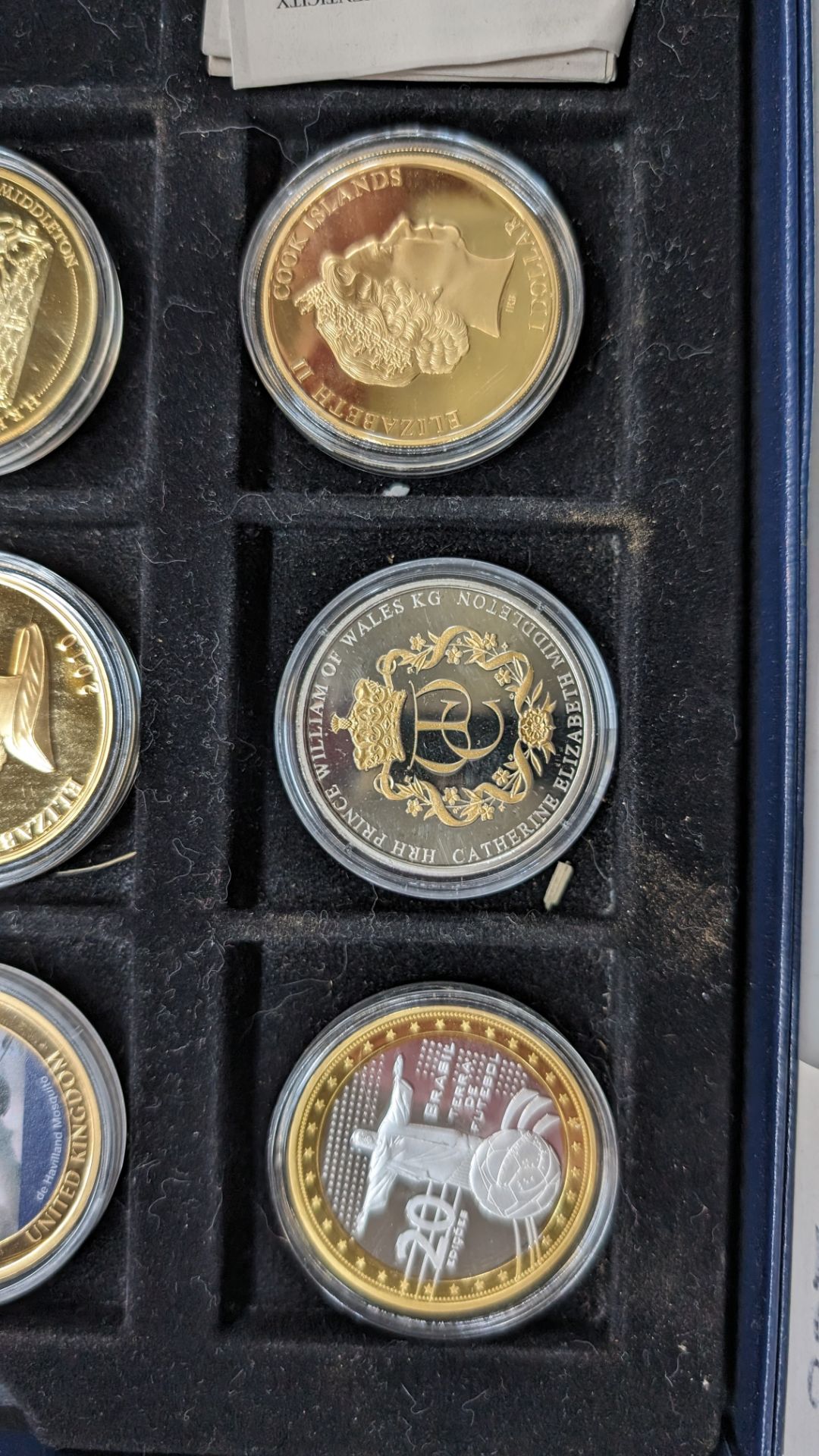 10 assorted limited edition decorative coins including presentation box - Image 11 of 13