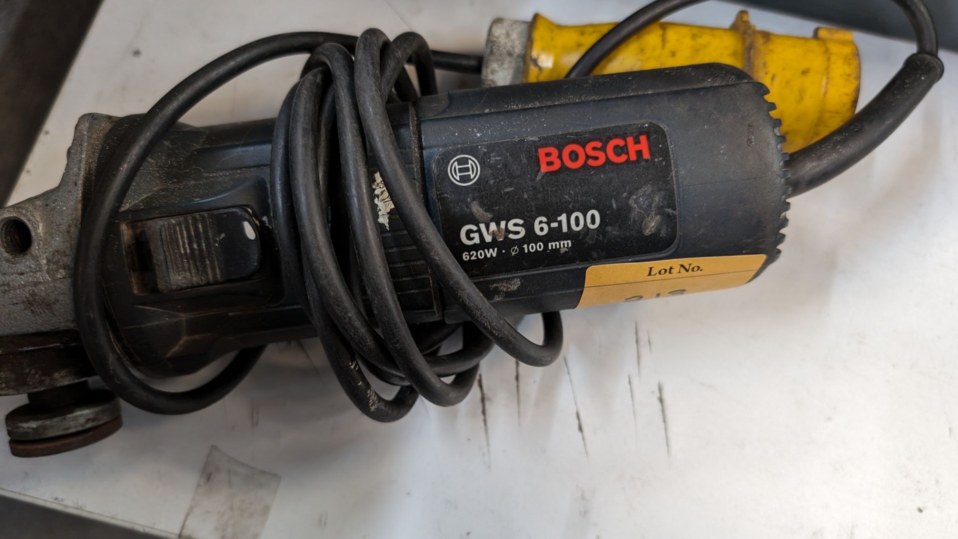 Bosch model GWS 6-100 110V angle grinder - Image 3 of 6