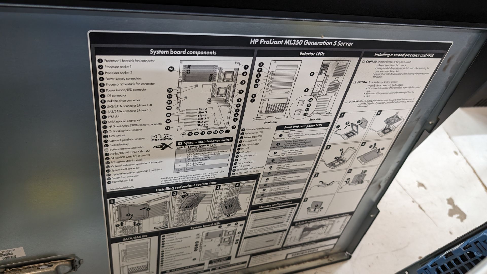 HP server incorporating 2 off hot swap drives, optical drive & HP Storageworks DAT 160 tape drive - Image 13 of 15