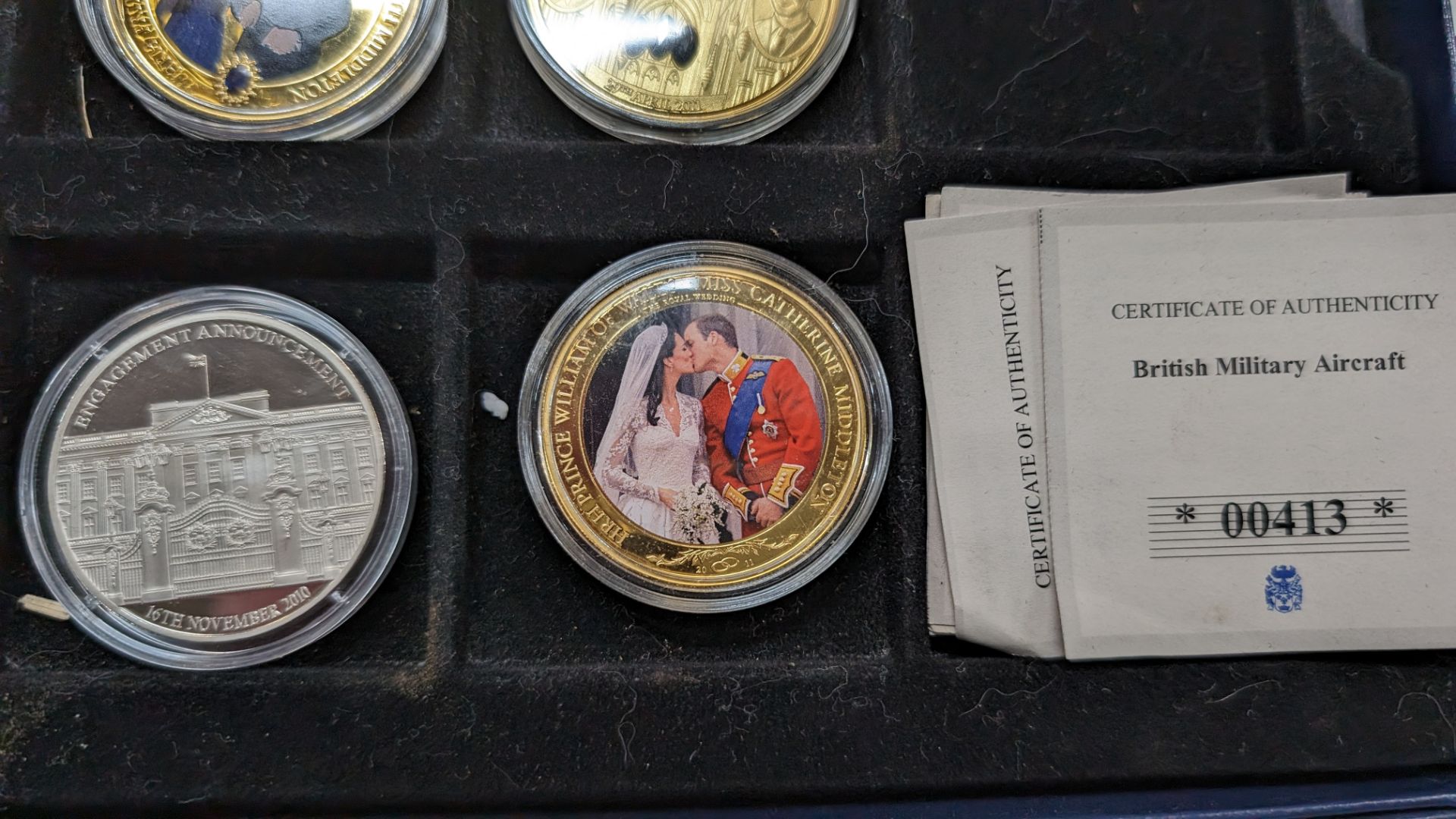10 assorted limited edition decorative coins including presentation box - Image 4 of 13