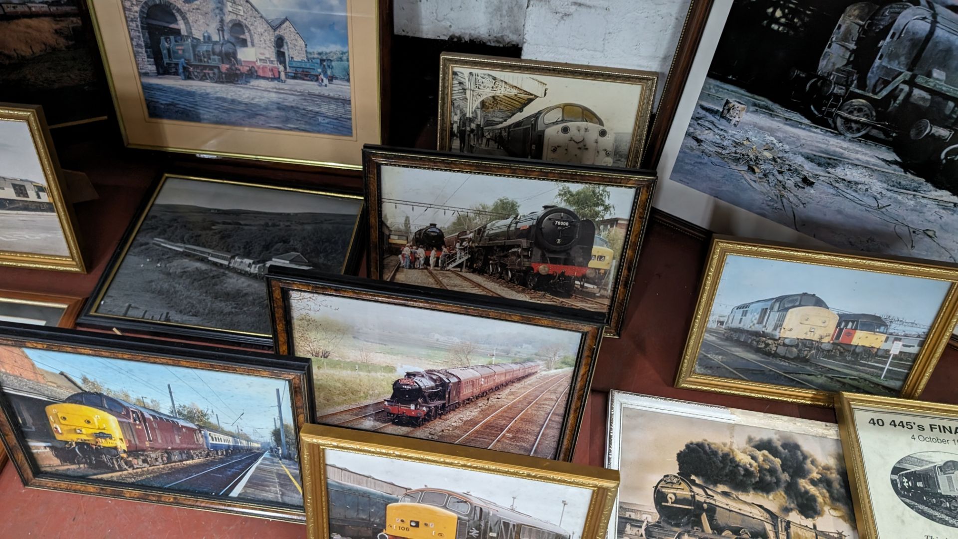 The contents of a bay of railway related photographs & pictures, all individually framed - 17 items - Image 10 of 15