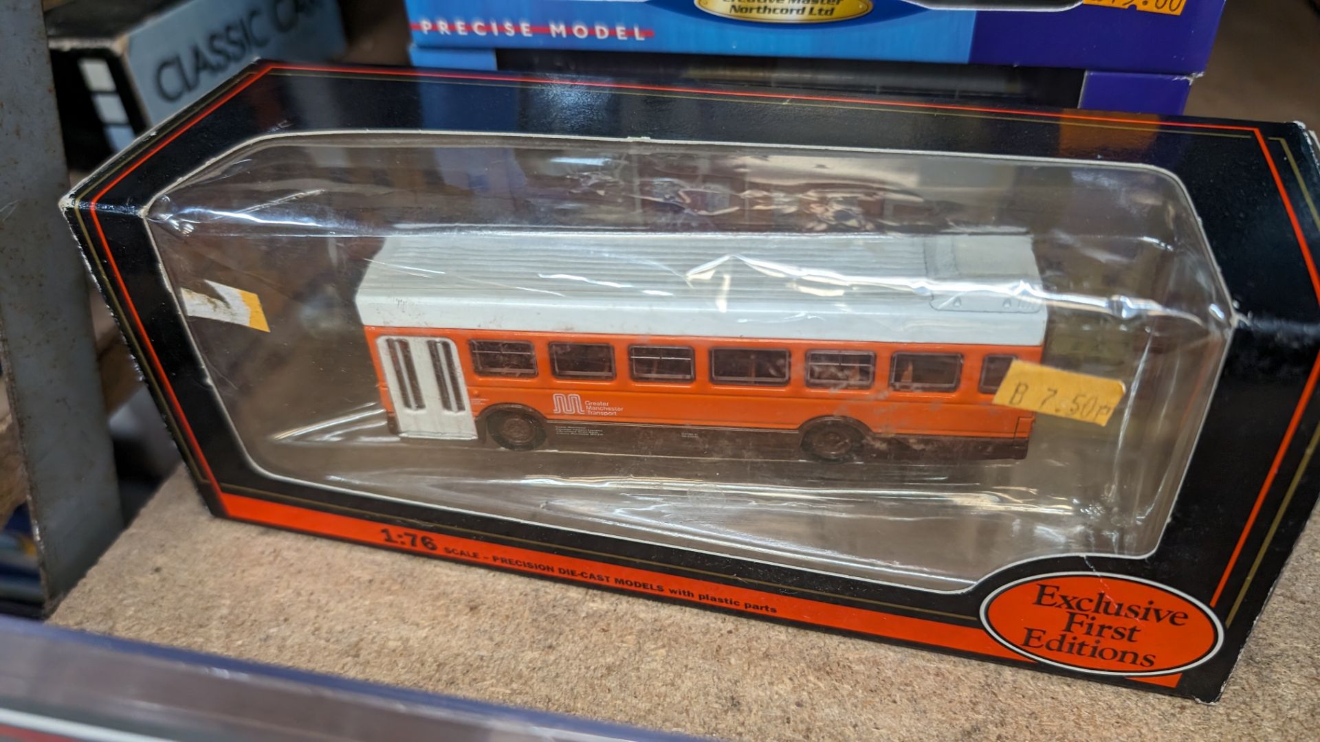 10 assorted model vehicles (buses) - Image 3 of 11