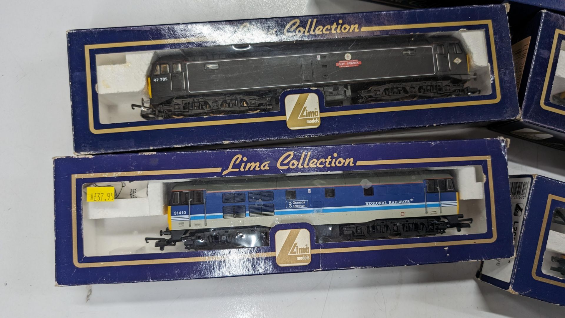 5 off Lima Collection 00 assorted model trains - Bild 2 aus 10