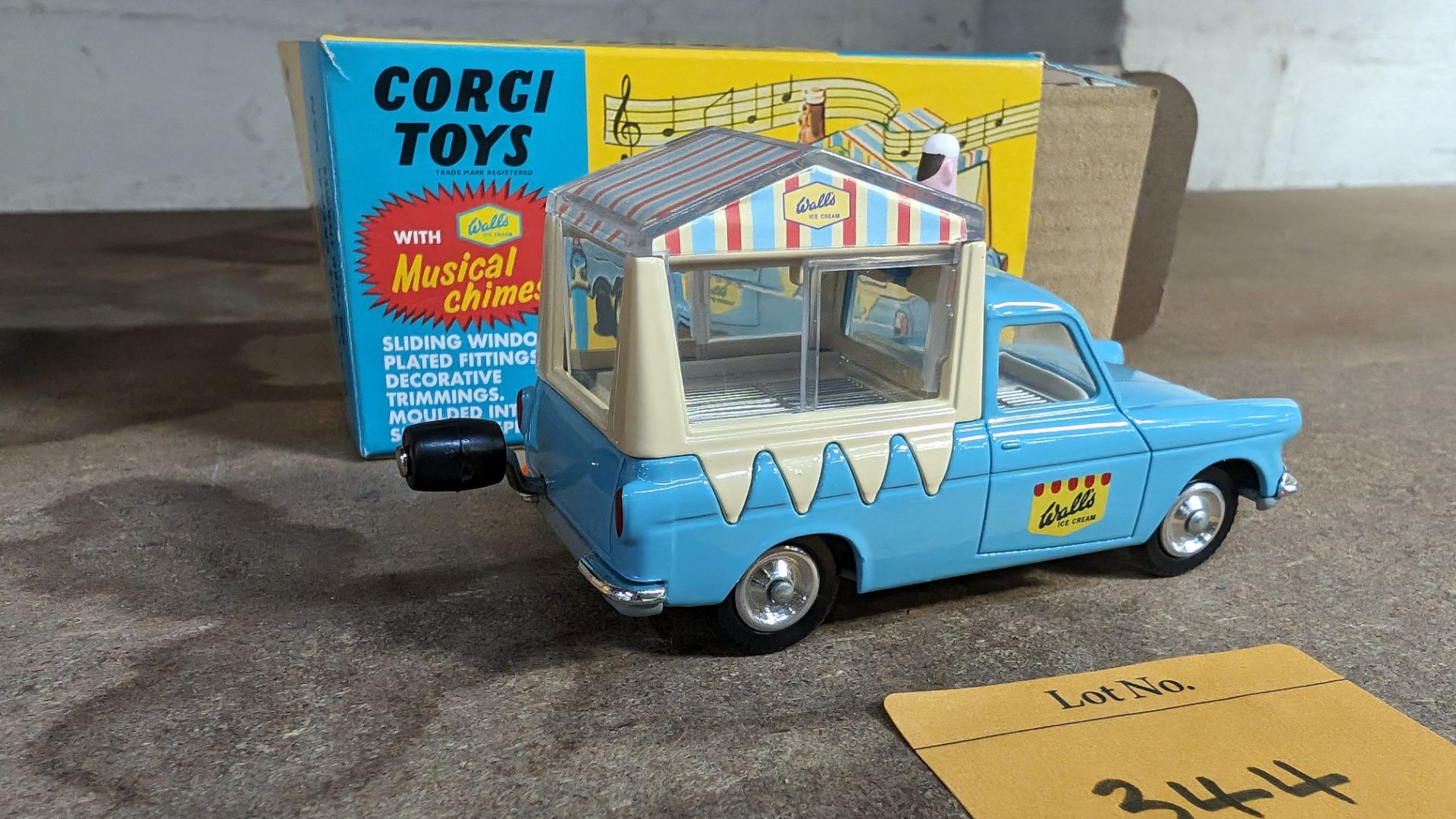 Corgi Toys musical Wall's ice cream van on Ford Thames 474 with musical chimes - Image 4 of 11